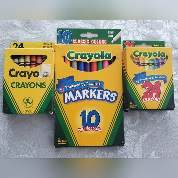 48 Crayons, 10 Markers, And "The Day The Crayons Quit" Book - Picture 2 of 9